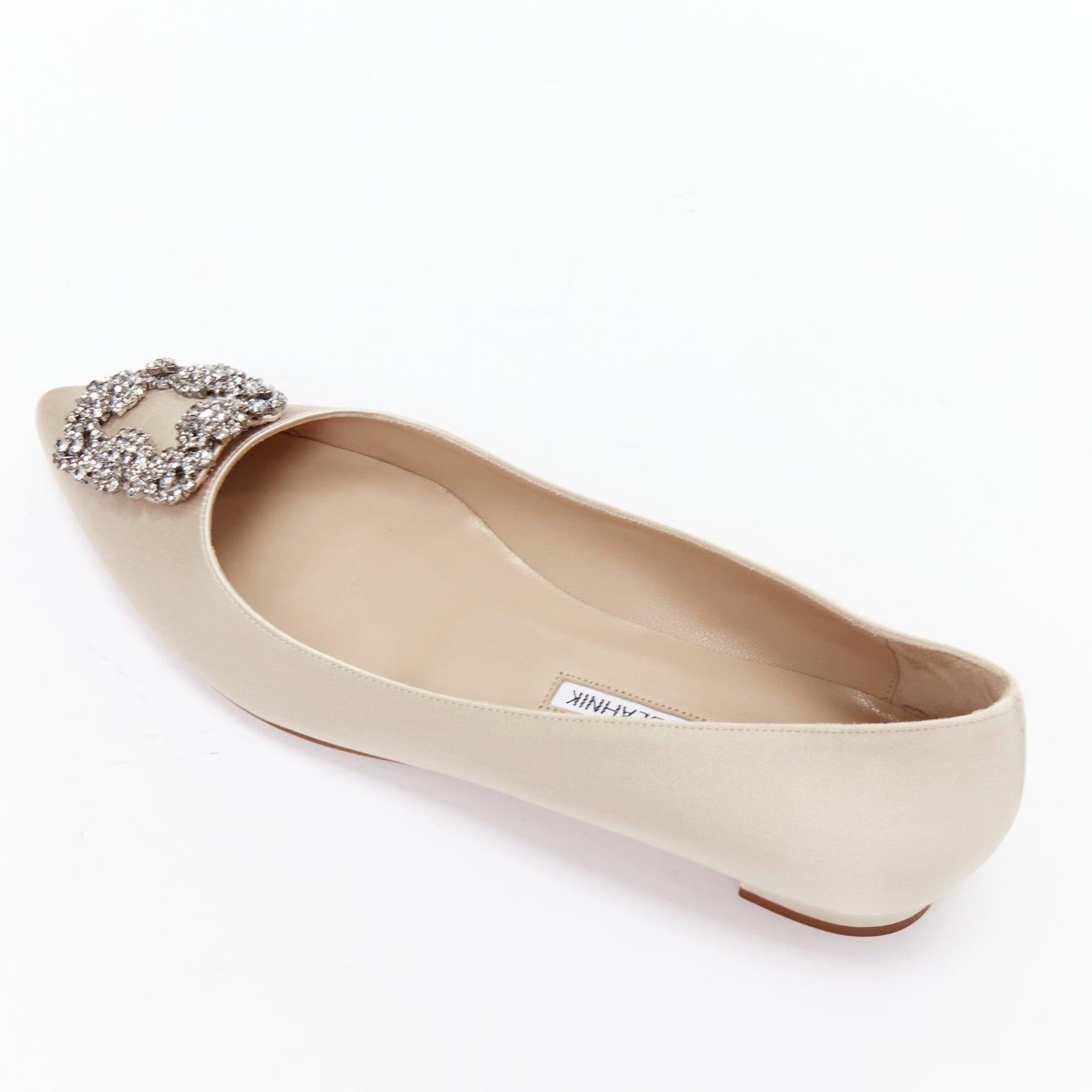 MANOLO BLAHNIK Hangisi beige satin crystal buckle pointy flats EU38.5 3