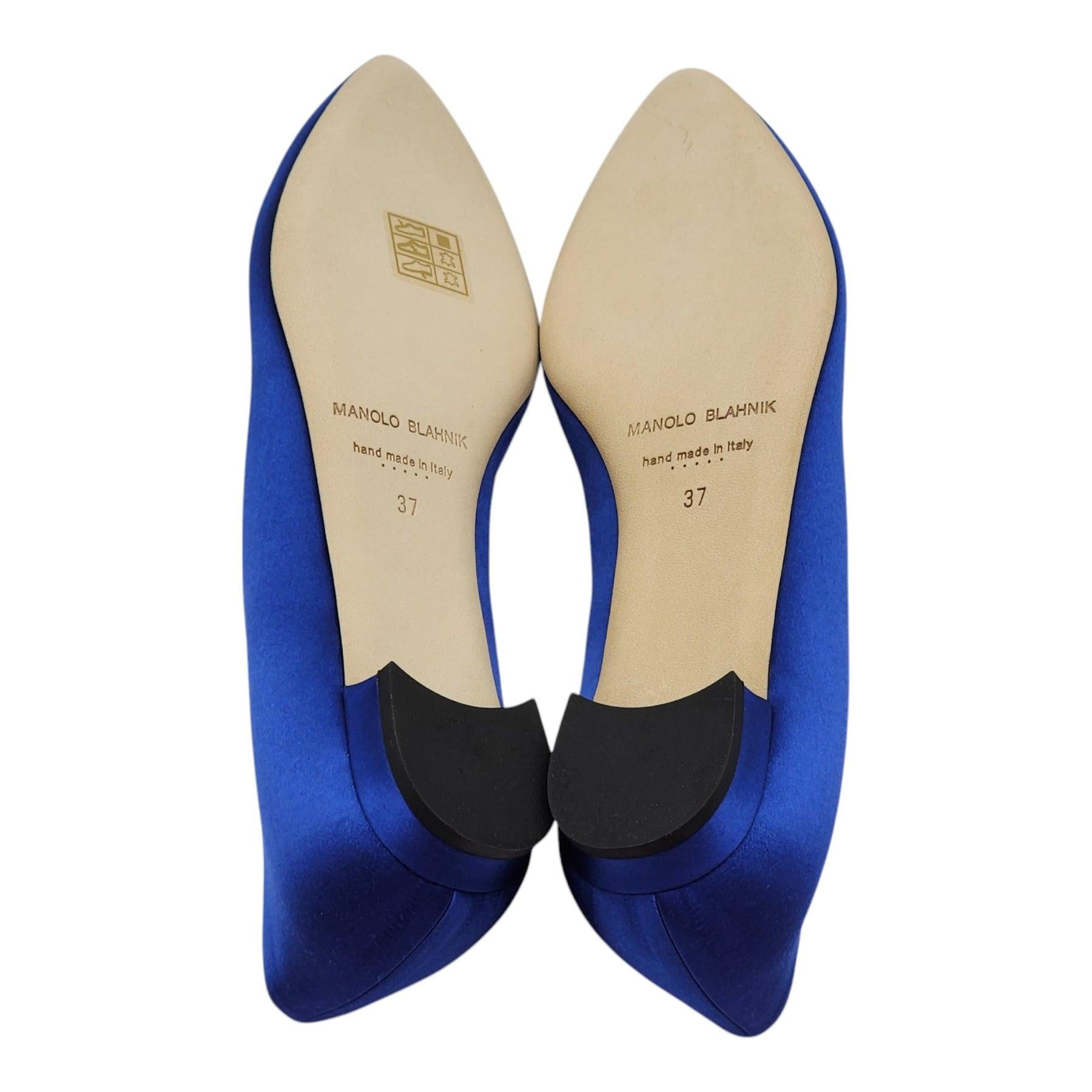 Women's Manolo Blahnik Hangisiflat Jewel Buckle Flat Pumps Satin in Blue Size 37 For Sale