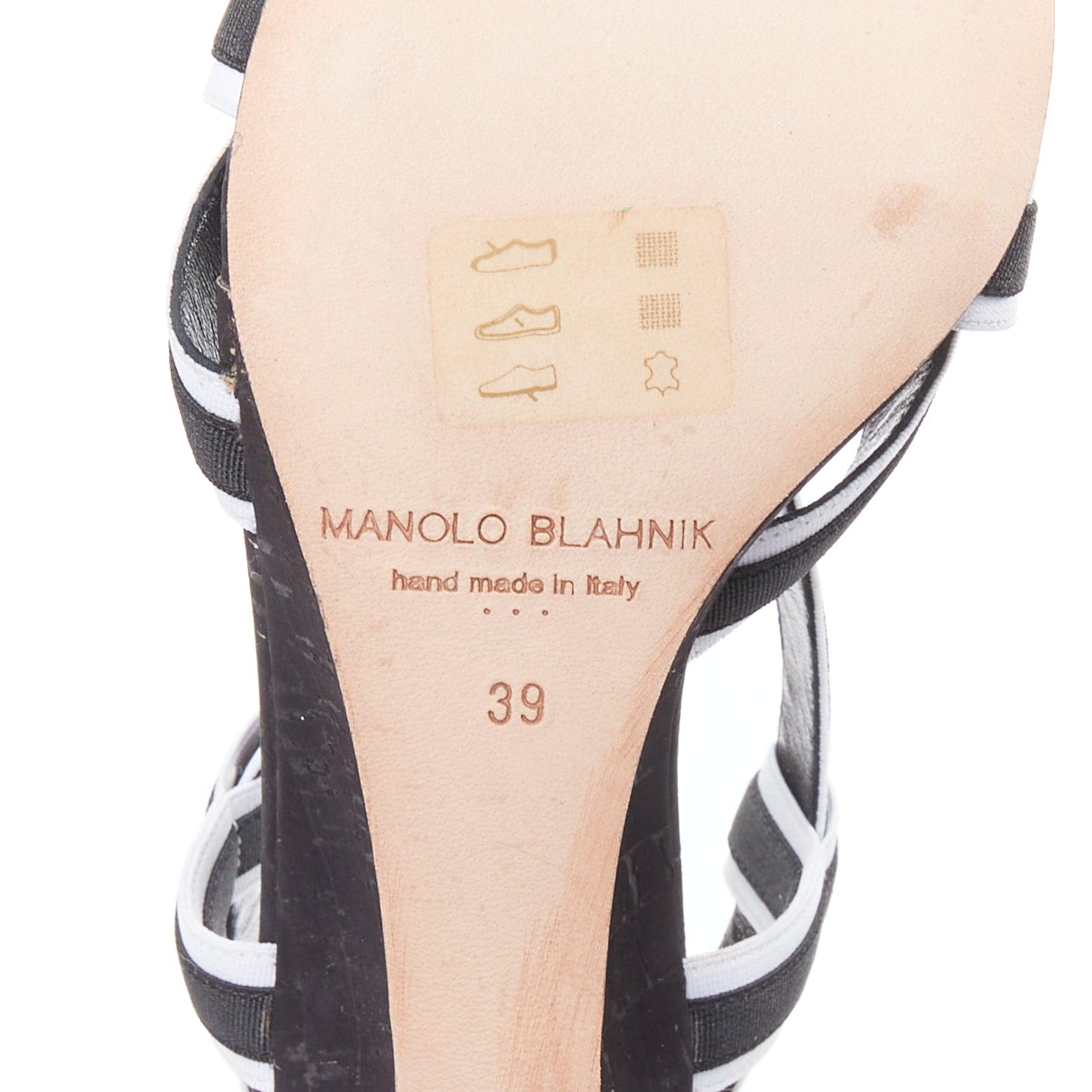MANOLO BLAHNIK Lasti Schwarz Weiß Criss Cross Elastic Wedges EU39 im Angebot 6