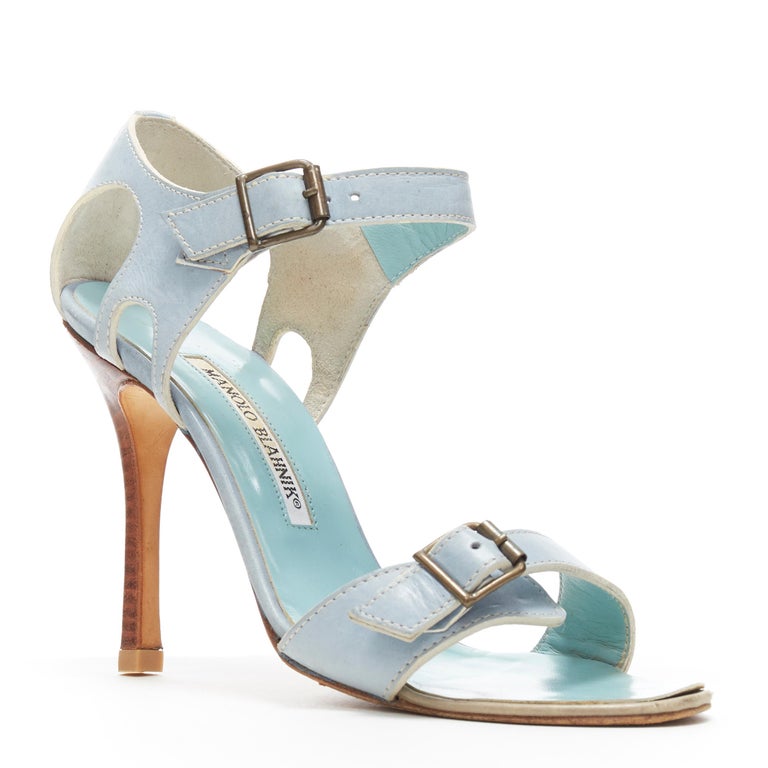 manolo blahnik light blue heels