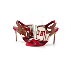 Manolo Blahnik Martamucco Hebilla Sandalias de pelo de becerro estilo poni con estampado de vaca 40