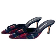 Manolo Blahnik Maysale Plaid Tweed Slip On Kitten Heel Mules 39.5