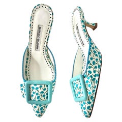 Manolo Blahnik Maysalebi Flower Print Pointed Toe Kitten Heel Mules Pumps 36