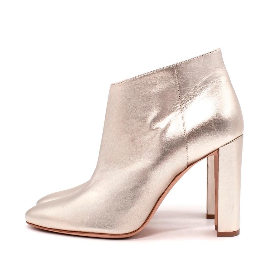 Manolo Blahnik Metallic Gold Heeled Ankle Boots In Excellent Condition For Sale In London, GB