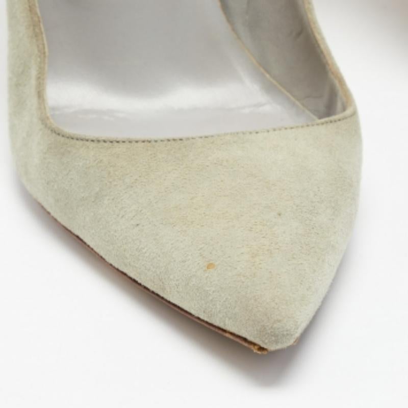 Marrone Manolo Blahnik Pumps a punta BB in pelle scamosciata verde menta misura 39 in vendita