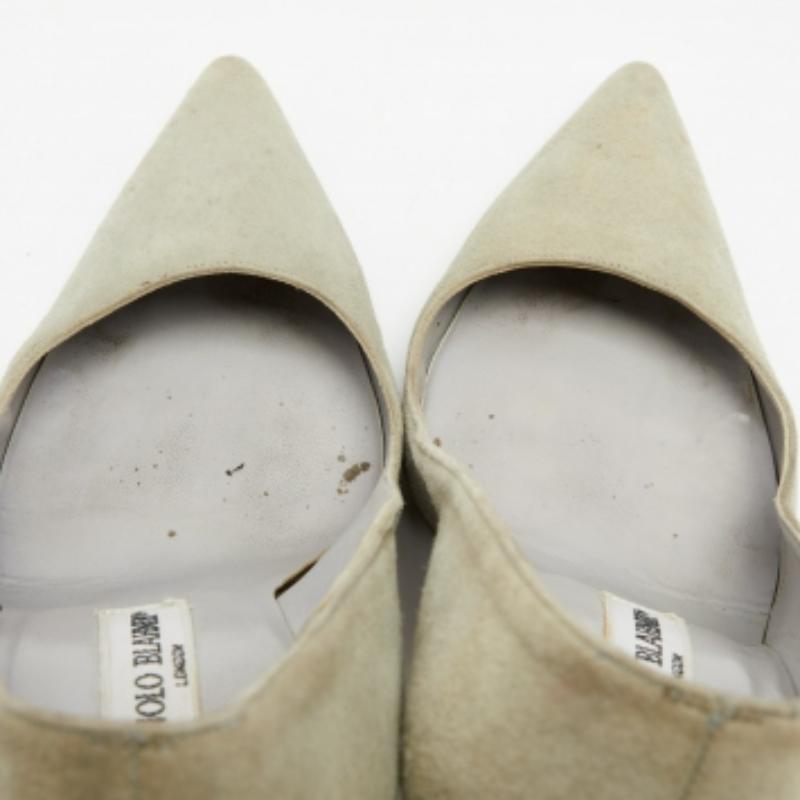 Manolo Blahnik Pumps a punta BB in pelle scamosciata verde menta misura 39 in vendita 2