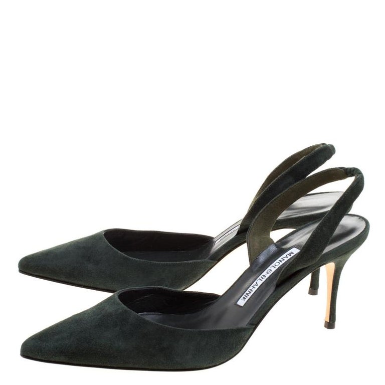 Manolo Blahnik Moss Green Suede Carolyne Pointed Toe Slingback Sandals Size  39 For Sale at 1stDibs