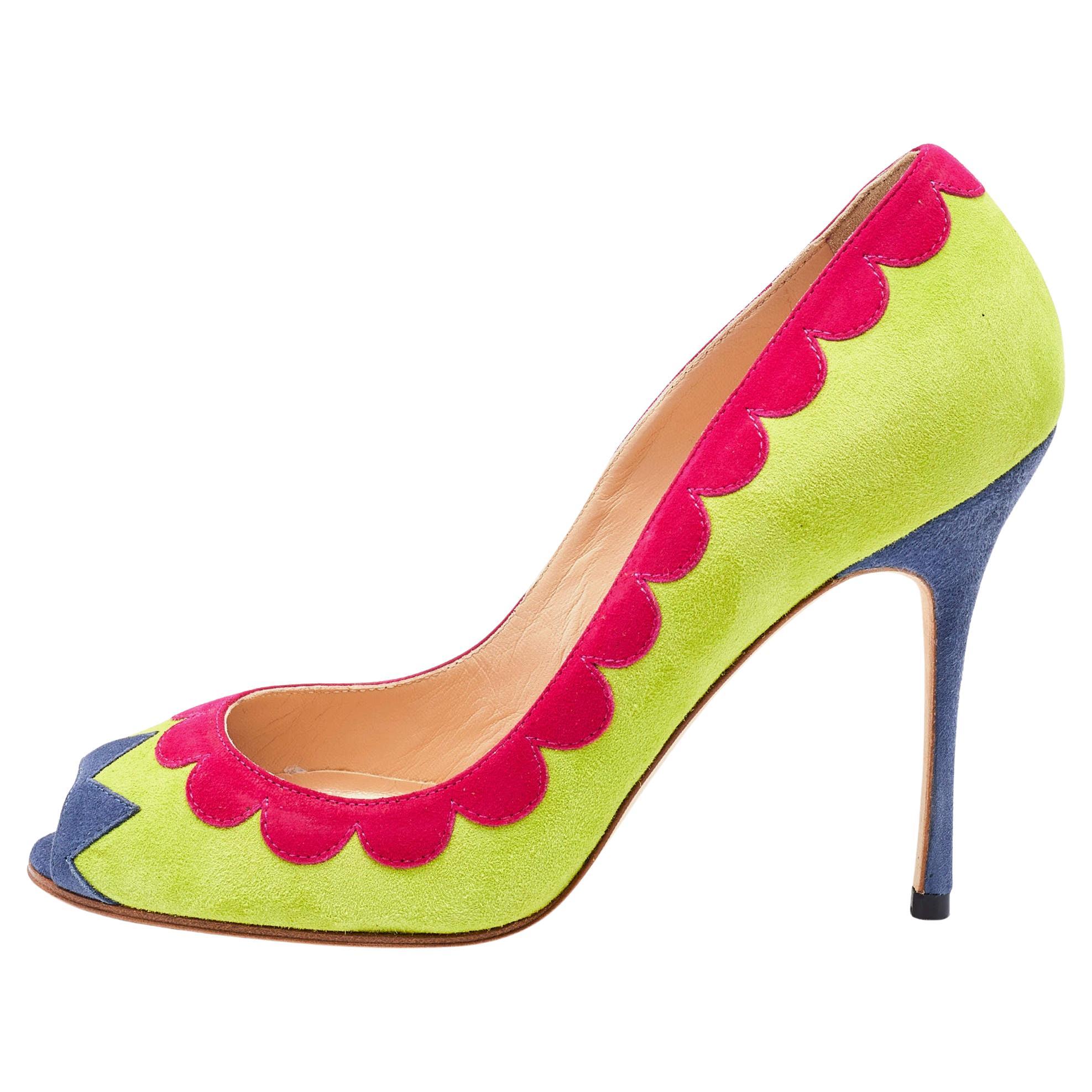 Manolo Blahnik 37 - 16 For Sale on 1stDibs | manolo blahnik