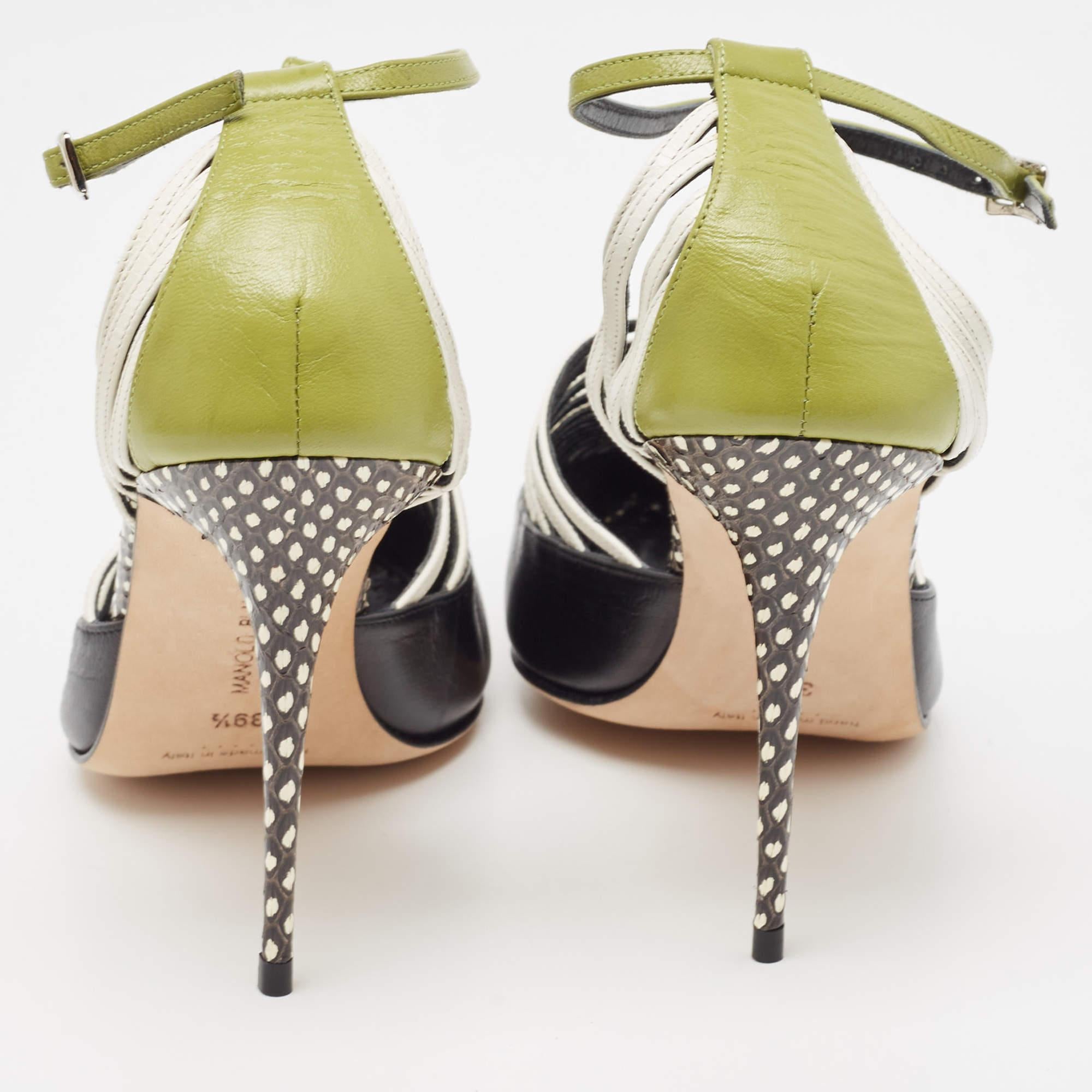 Sandales à lanières Manolo Blahnik multicolores en peau de serpent et cuir, taille 39,5 en vente 3