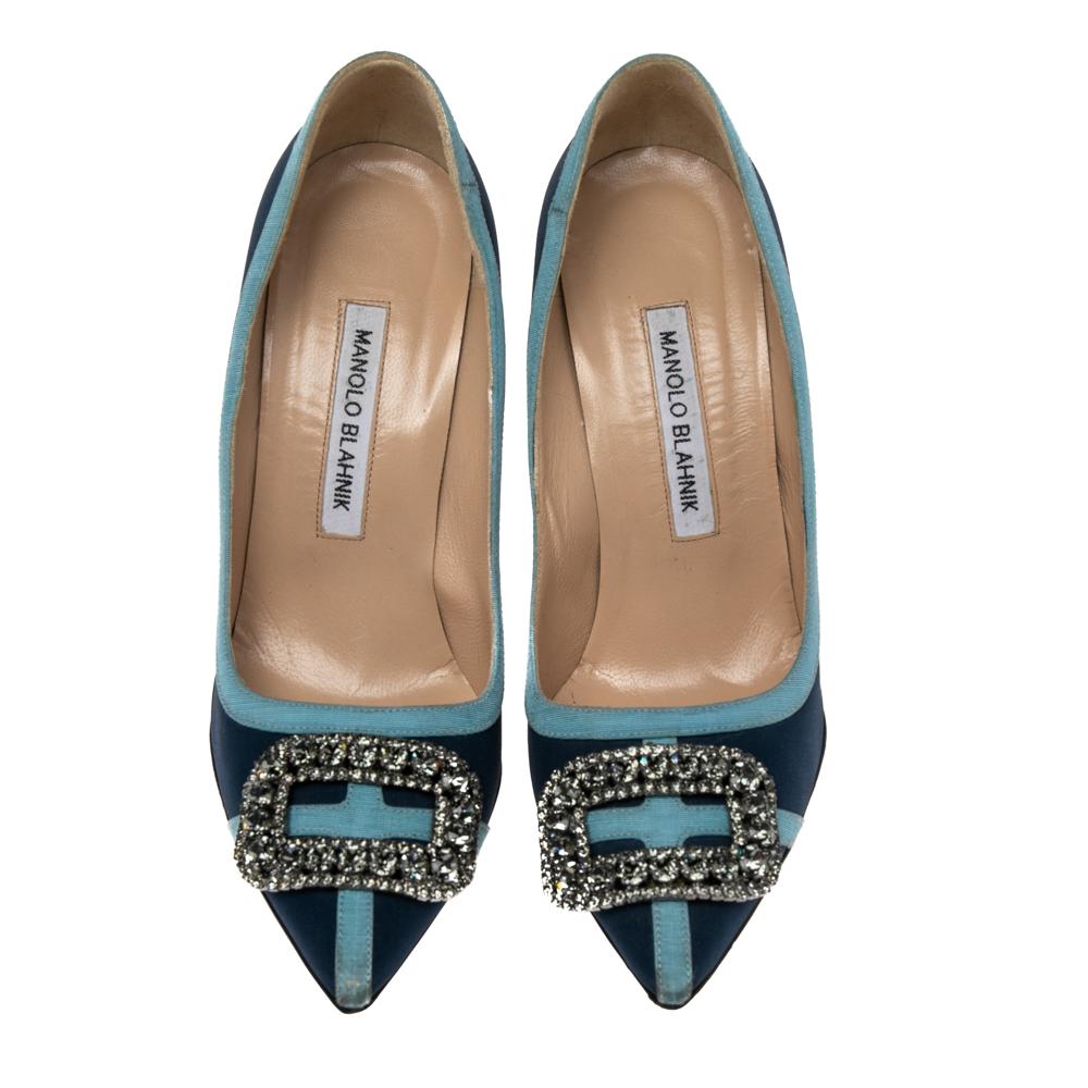 Manolo Blahnik Navy Blue Fabric And Canvas Hangisi Pumps Size 37 In Good Condition In Dubai, Al Qouz 2