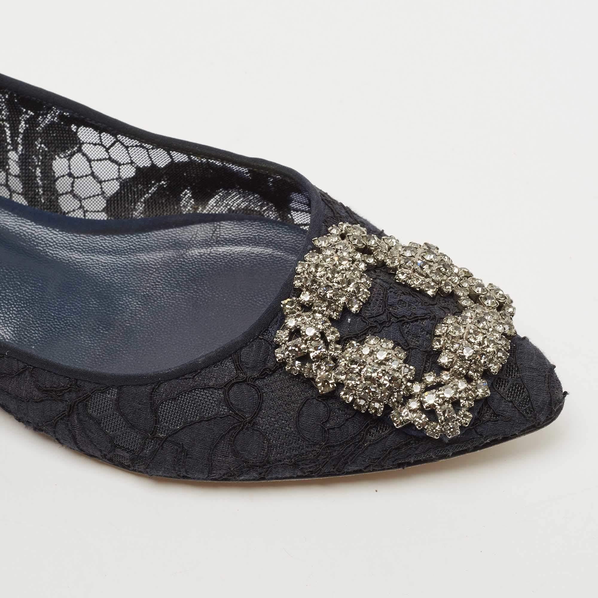 Manolo Blahnik Navy Blue Lace and Satin Hangisi Ballet Flats Size 37.5 3