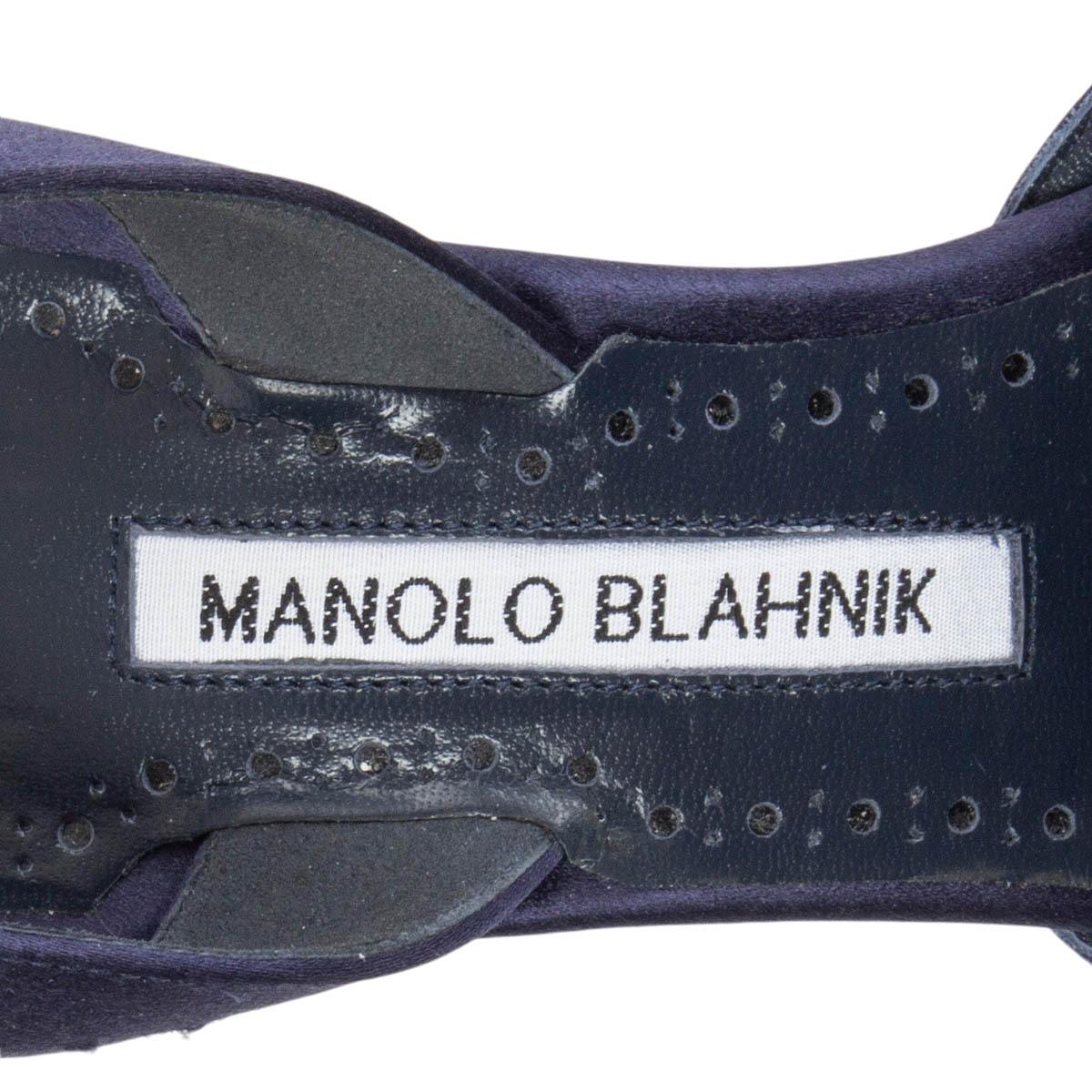 MANOLO BLAHNIK navy blue SATIN ANTIPHONA 90 CRYSTAL Slingbacks Pumps Shoes 37.5 In Excellent Condition In Zürich, CH