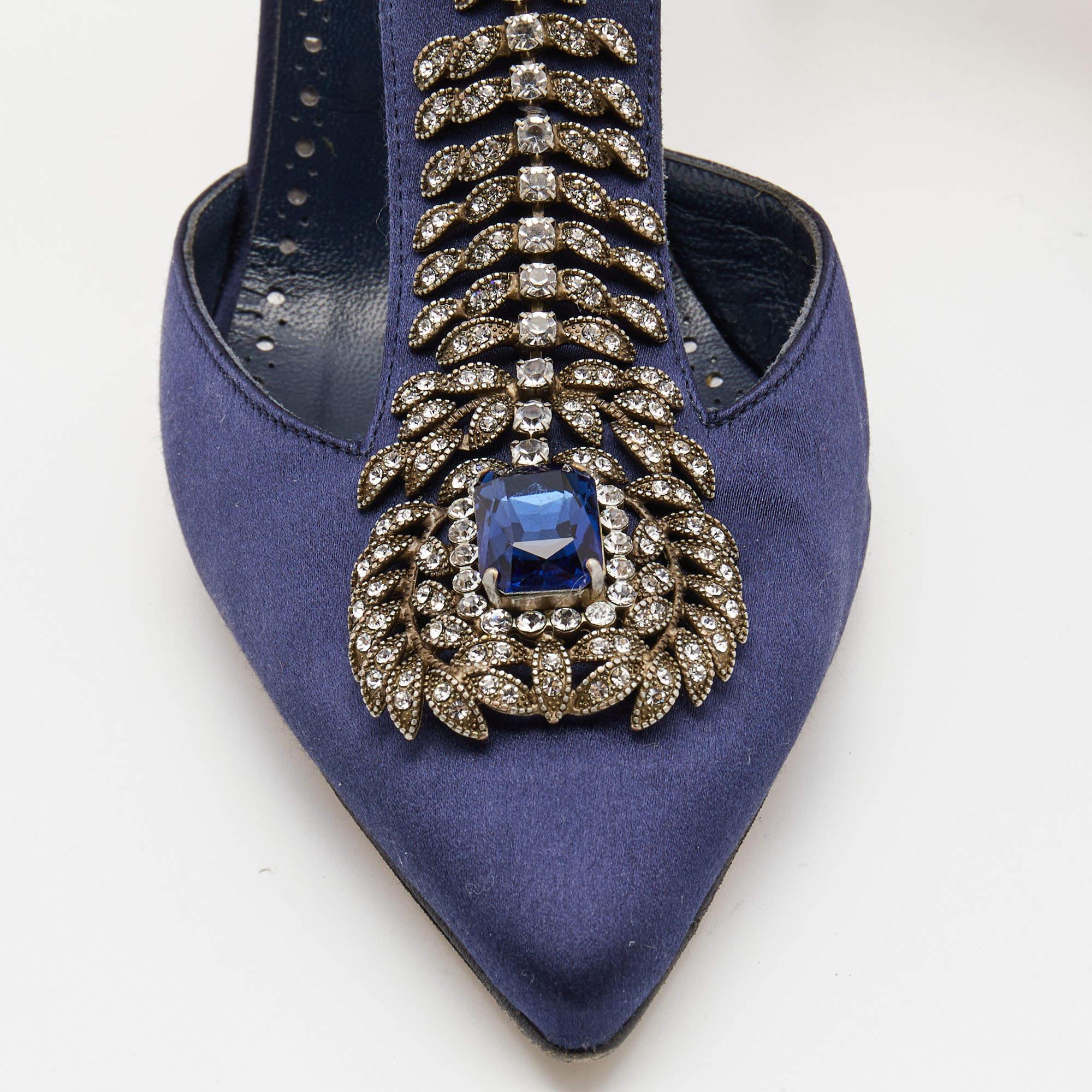 Manolo Blahnik Navy Blue Satin Jamala Crystal Embellished Pumps Size 39.5 3