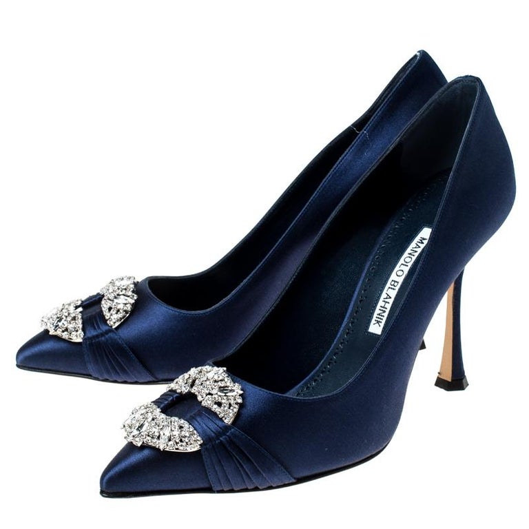Manolo Blahnik Navy Blue Satin Maidu Pointed Toe Pumps Manolo Blahnik Navy Blue Satin Maidu Pointed Toe Pumps