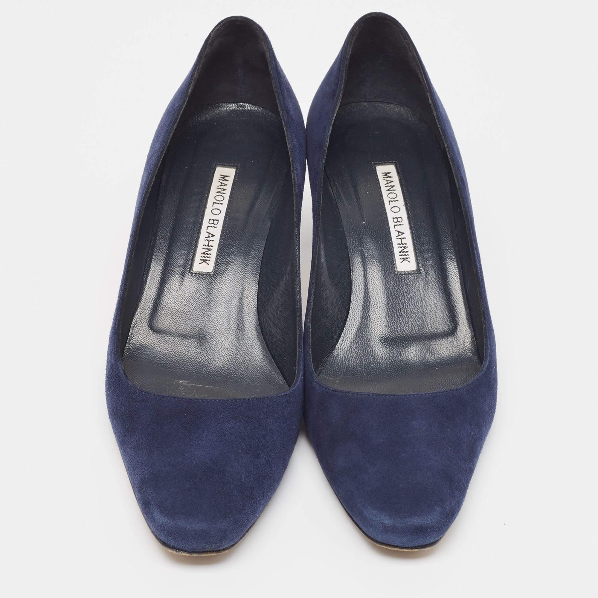 Black Manolo Blahnik Navy Blue Suede Block Heel Pumps Size 38