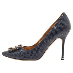 Manolo Blahnik Navy Blue Textured Leather Hangisi Pumps Size 39.5