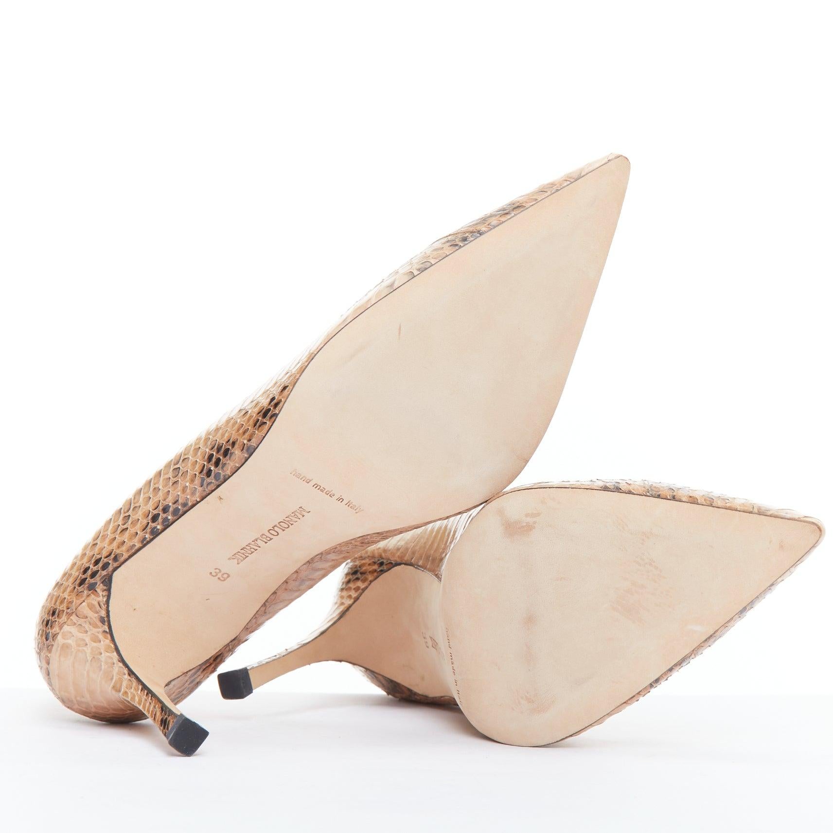 MANOLO BLAHNIK zapatos de tacón fino de piel escamada nude EU39 en venta 6