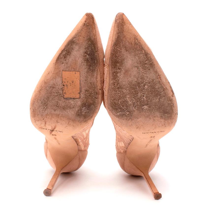 Manolo Blahnik Nude Pink Coveted BB Corded Lace Heeled Pumps For Sale 2