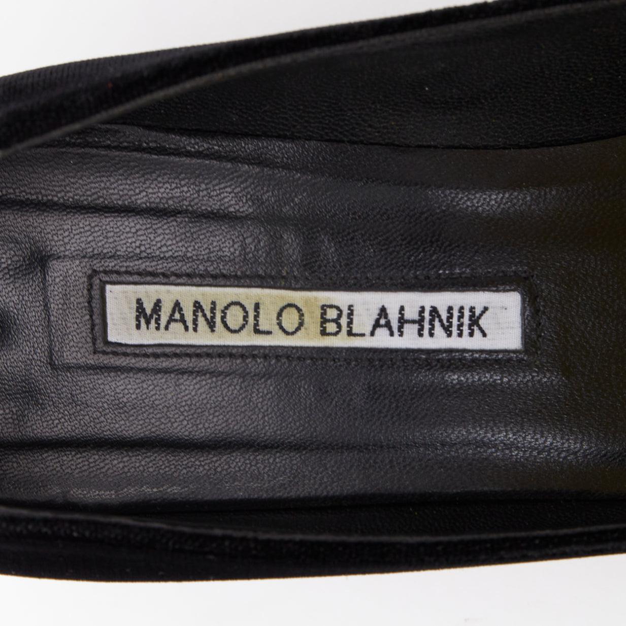 Manolo Blahnik - Escarpins à boucle en velours noir crysta jewell EU39 en vente 4