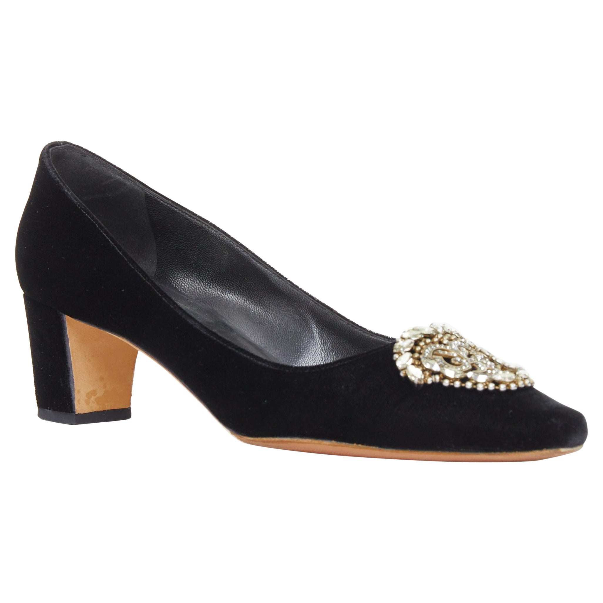 MANOLO BLAHNIK Okkato black velvet crysta jewell buckle pump EU39