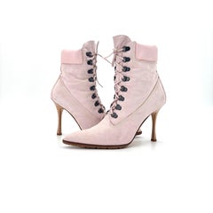Manolo Blahnik Oklamod Timberland Pale Pink Pointed Toe Lace Up Heeled Boots 40
