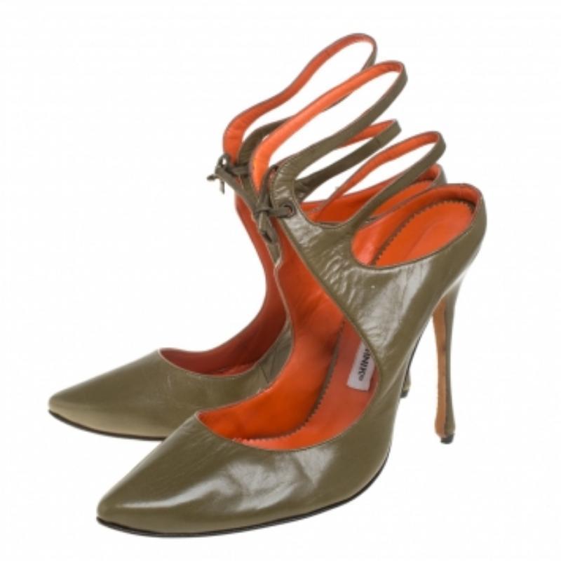 Manolo  Blahnik Olive Green Ankle Strap Sandals Size 39.5 en vente 2