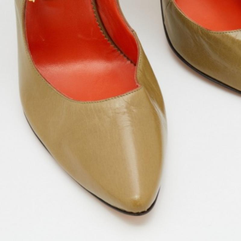 Manolo Blahnik Olive Green Leather Cut Out Lace Up Pumps Size 41 For Sale 1