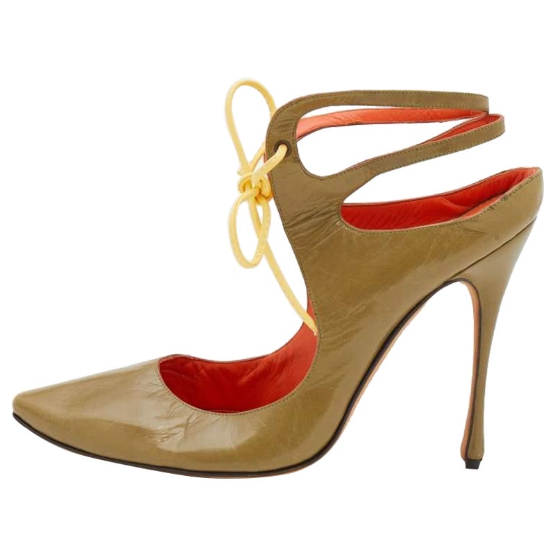 Manolo Blahnik Olive Green Leather Cut Out Lace Up Pumps Size 41