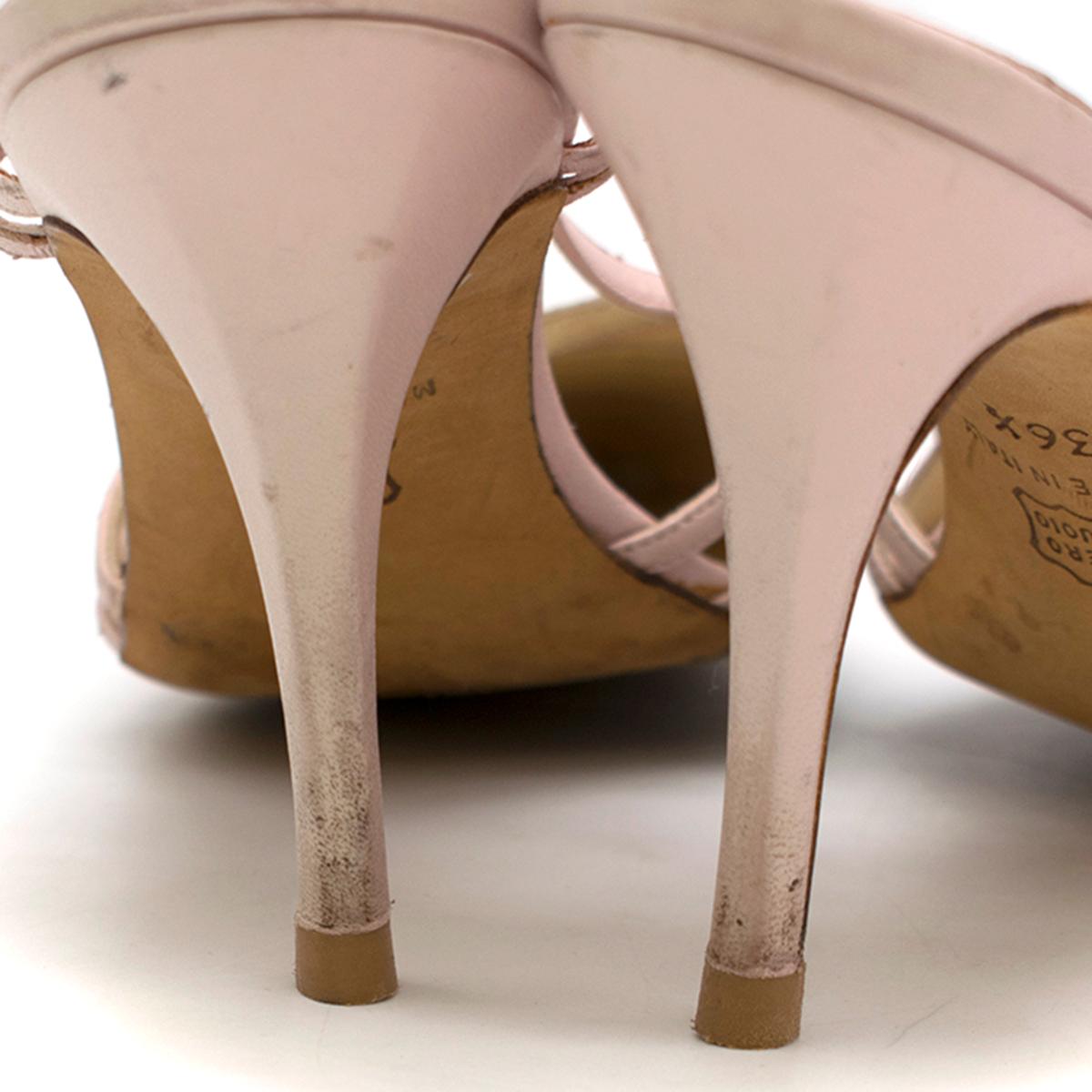 Manolo Blahnik Pink Buckle Detail Slingback Sandals  SIZE 36.5  In Good Condition In London, GB