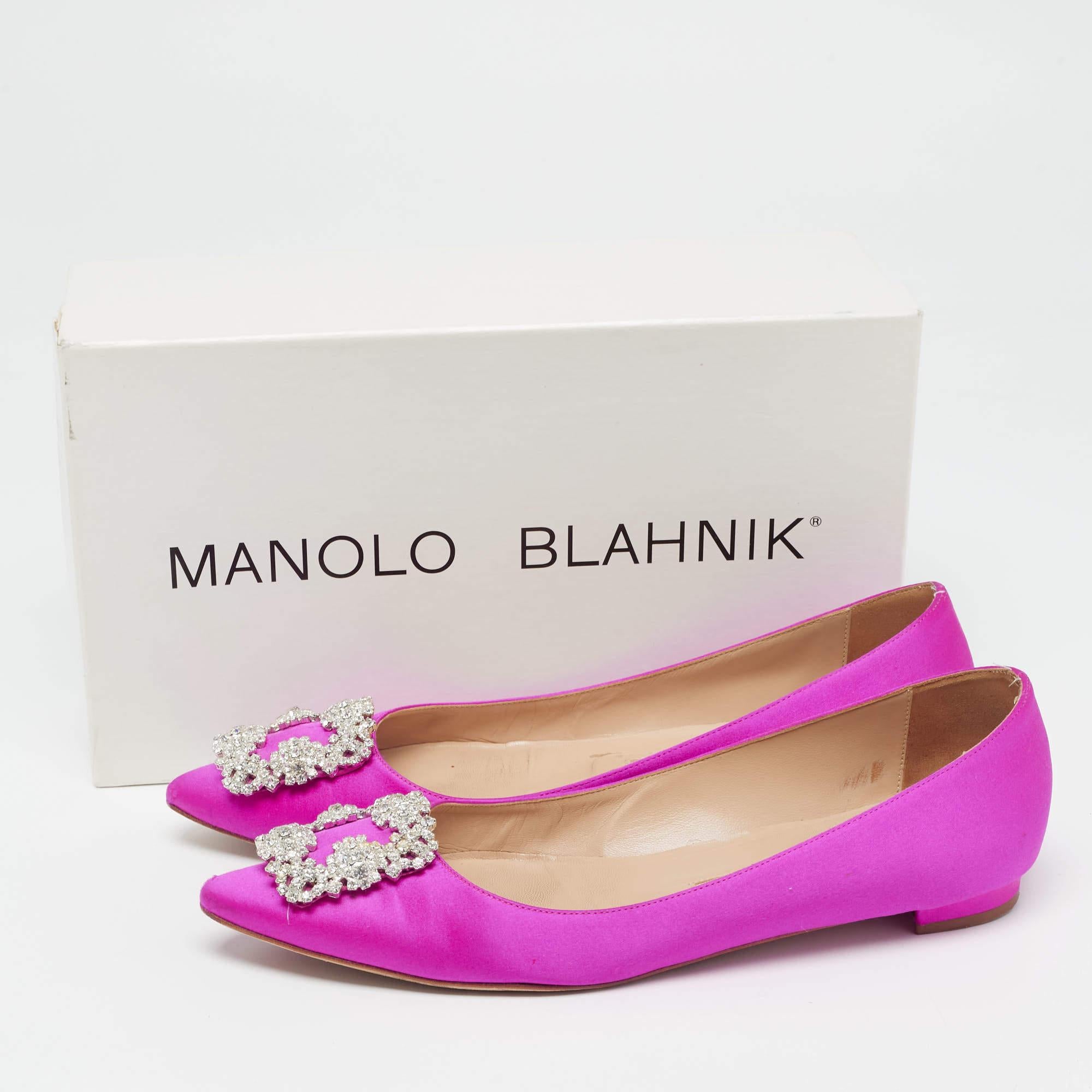 Manolo Blahnik Ballerines Hangisi en satin rose taille 39 en vente 5