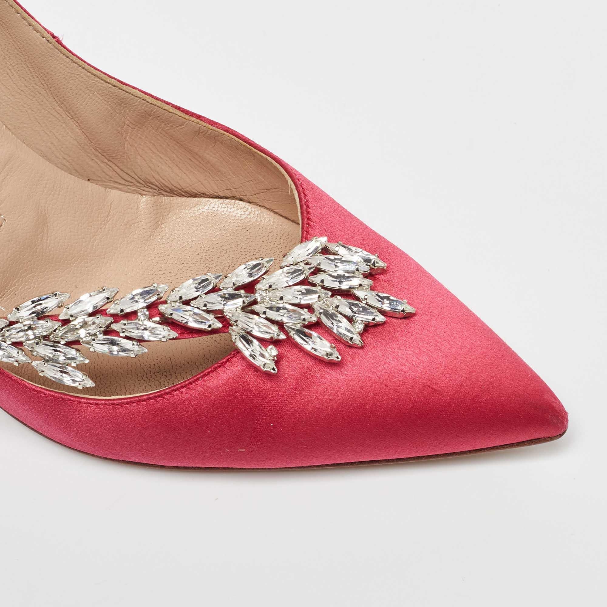 Manolo Blahnik Pink Satin Nadira Pointed Toe Pumps Size 37 For Sale 3