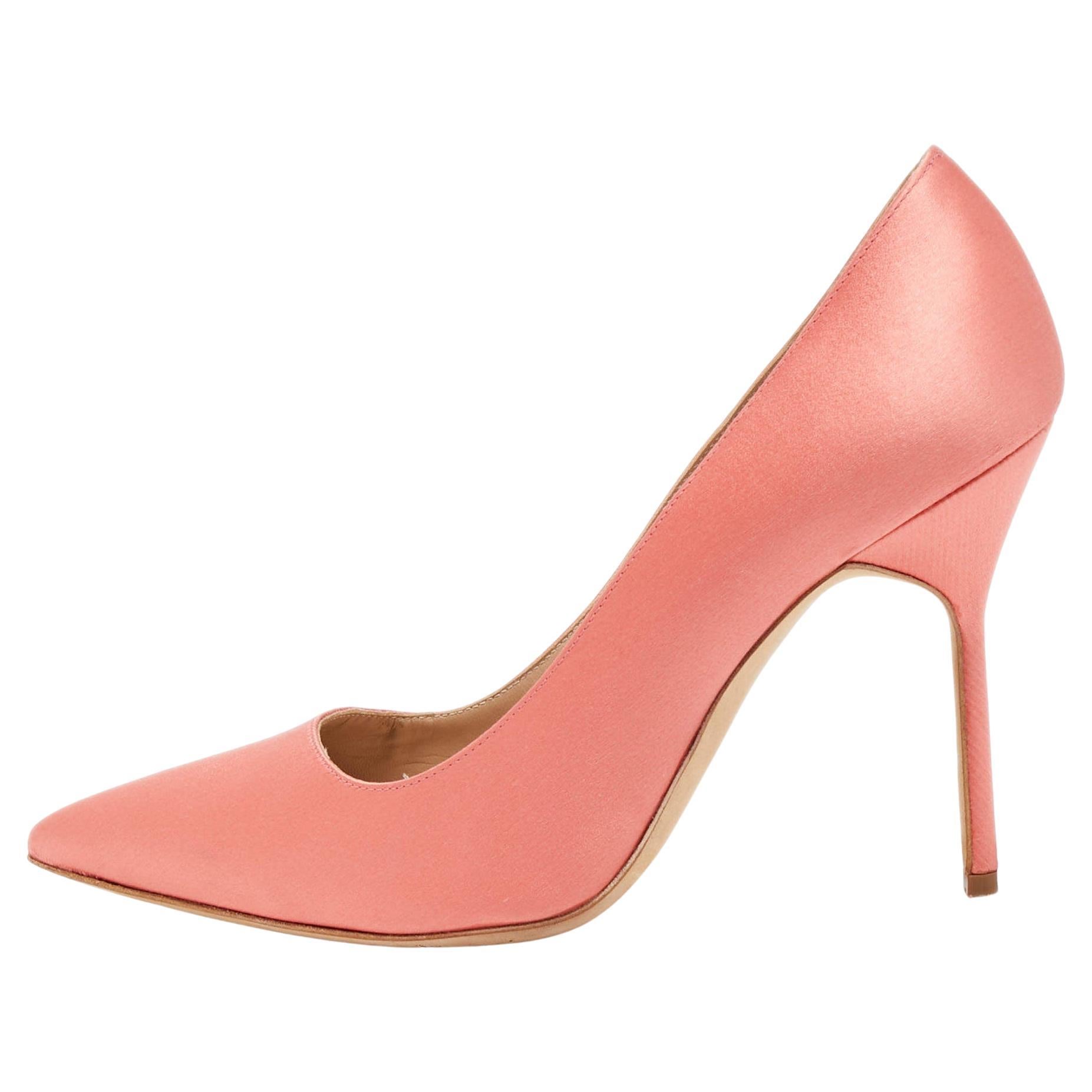 Manolo Blahnik Pink Satin Pointed Toe Pumps Size 37.5