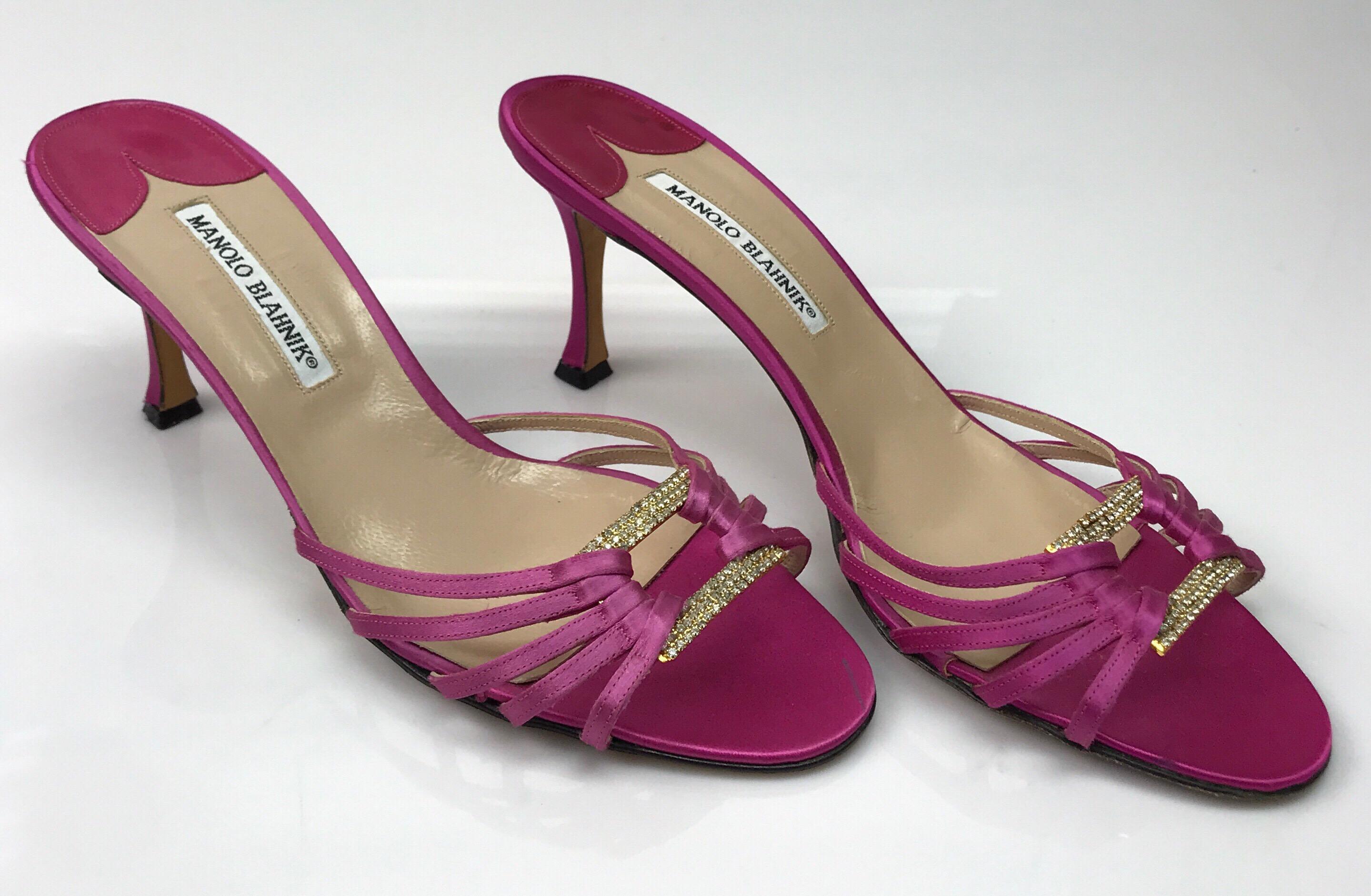 manolo blahnik rose heels