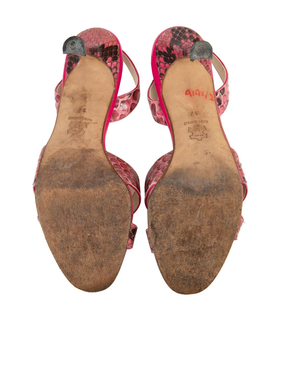 Women's Manolo Blahnik Pink Snakeskin Slingback Sandals Size IT 37 For Sale