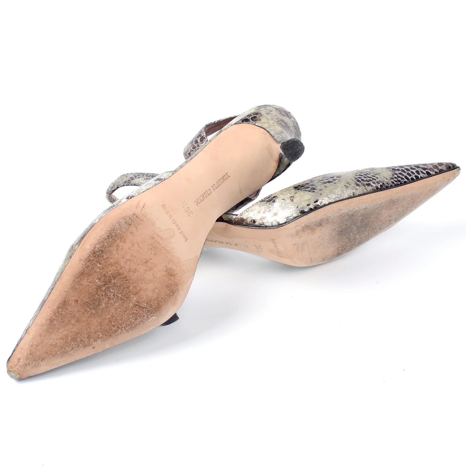 Manolo Blahnik Pointed Toe Snakeskin Pattern Slingback Shoes For Sale 2