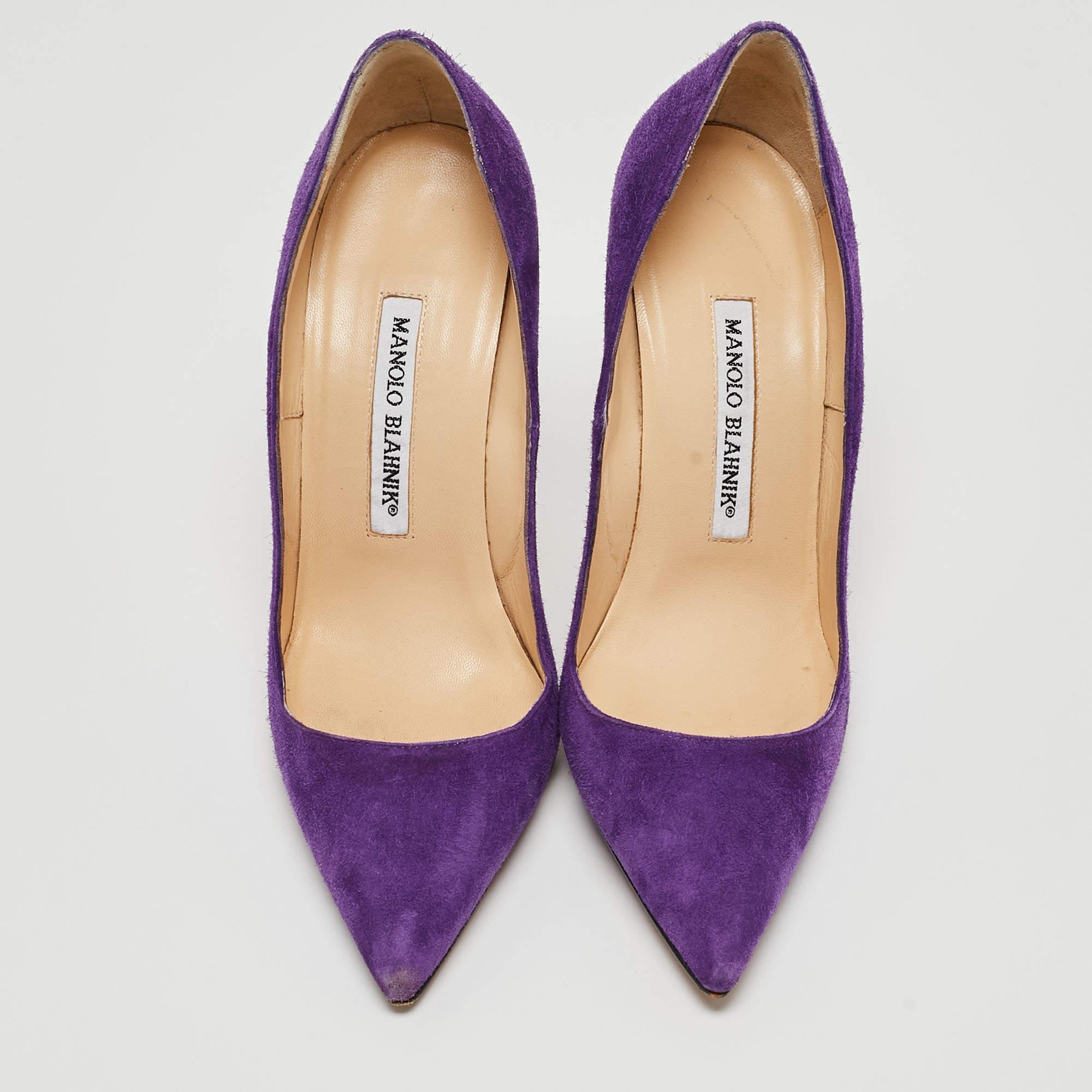 Violet Escarpins Manolo Blahnik à bout pointu BB en daim violet, taille 36 en vente