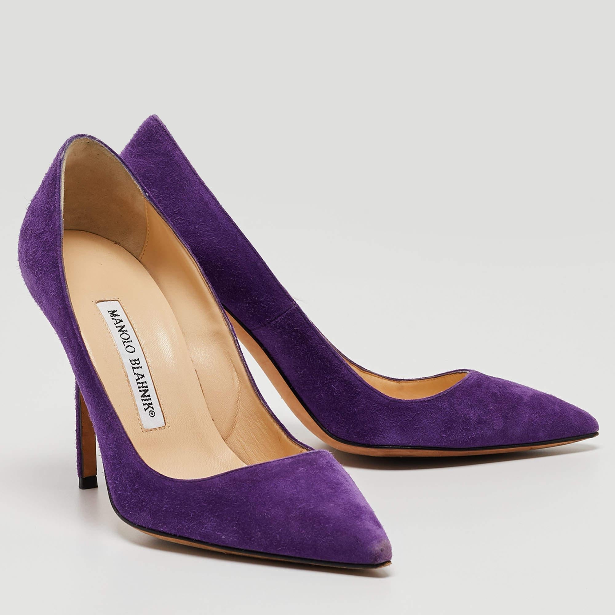 Escarpins Manolo Blahnik à bout pointu BB en daim violet, taille 36 Bon état - En vente à Dubai, Al Qouz 2