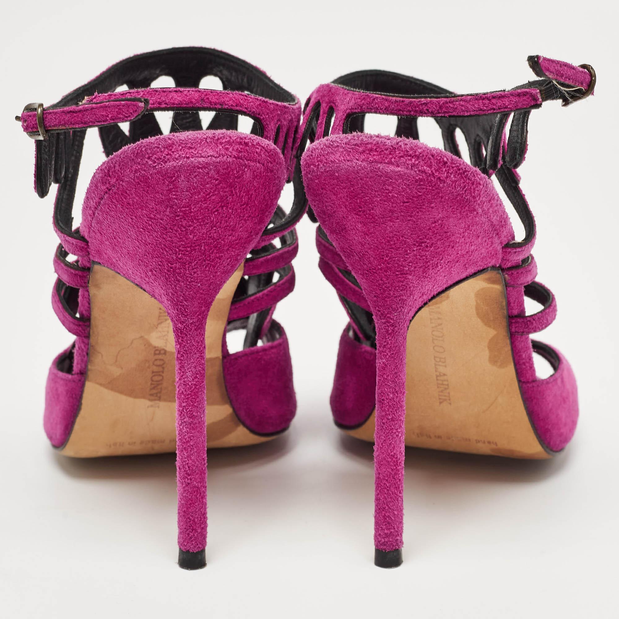 Women's Manolo Blahnik Purple Suede Toubib Ankle Strap Sandals Size 36 For Sale