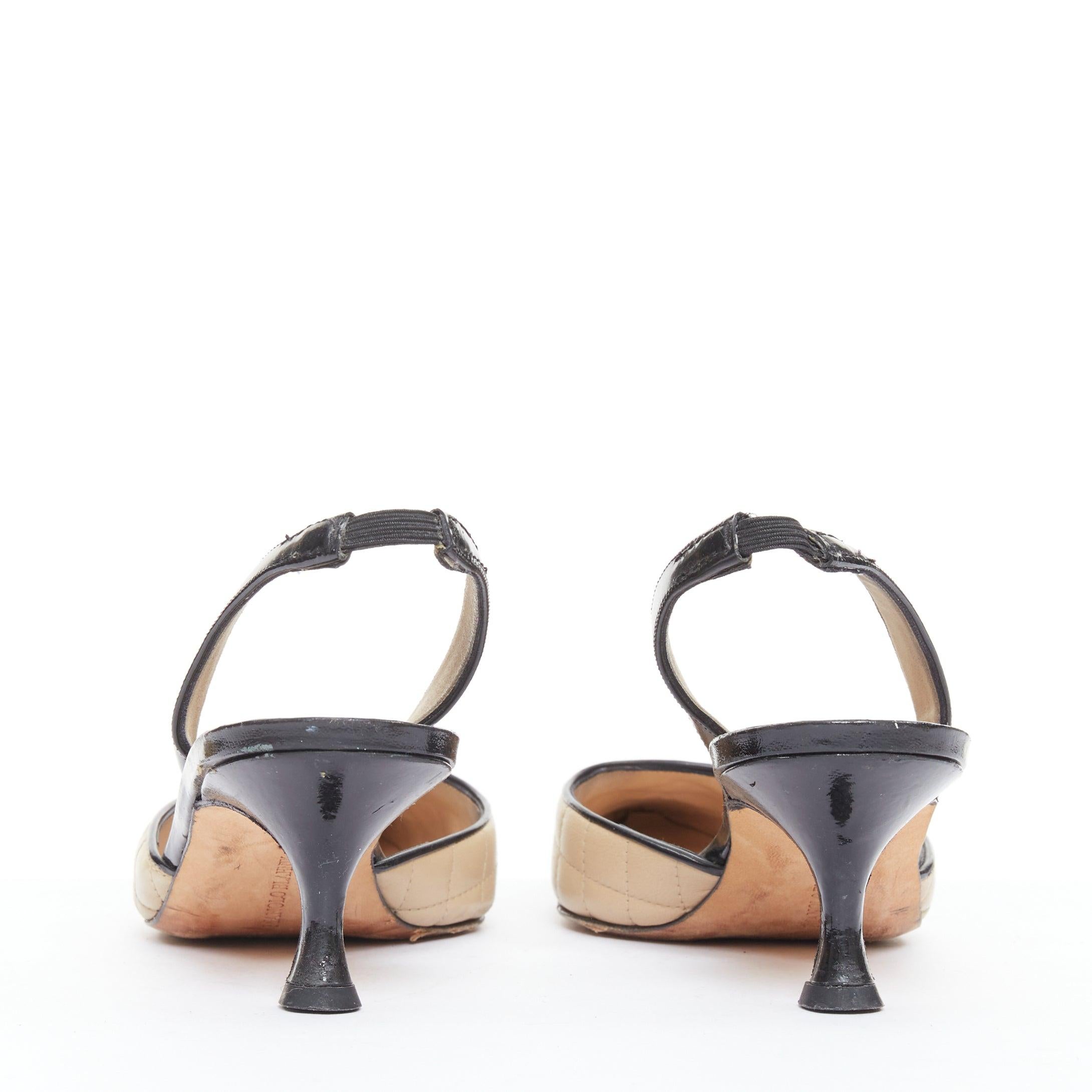 Donna MANOLO BLAHNIK trapuntata in pelle con cuciture nere punta punta slingback tacco EU39 in vendita