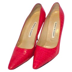 Manolo Blahnik Rote Alligator-Pumps mit hohem Absatz Größe 6,5-7