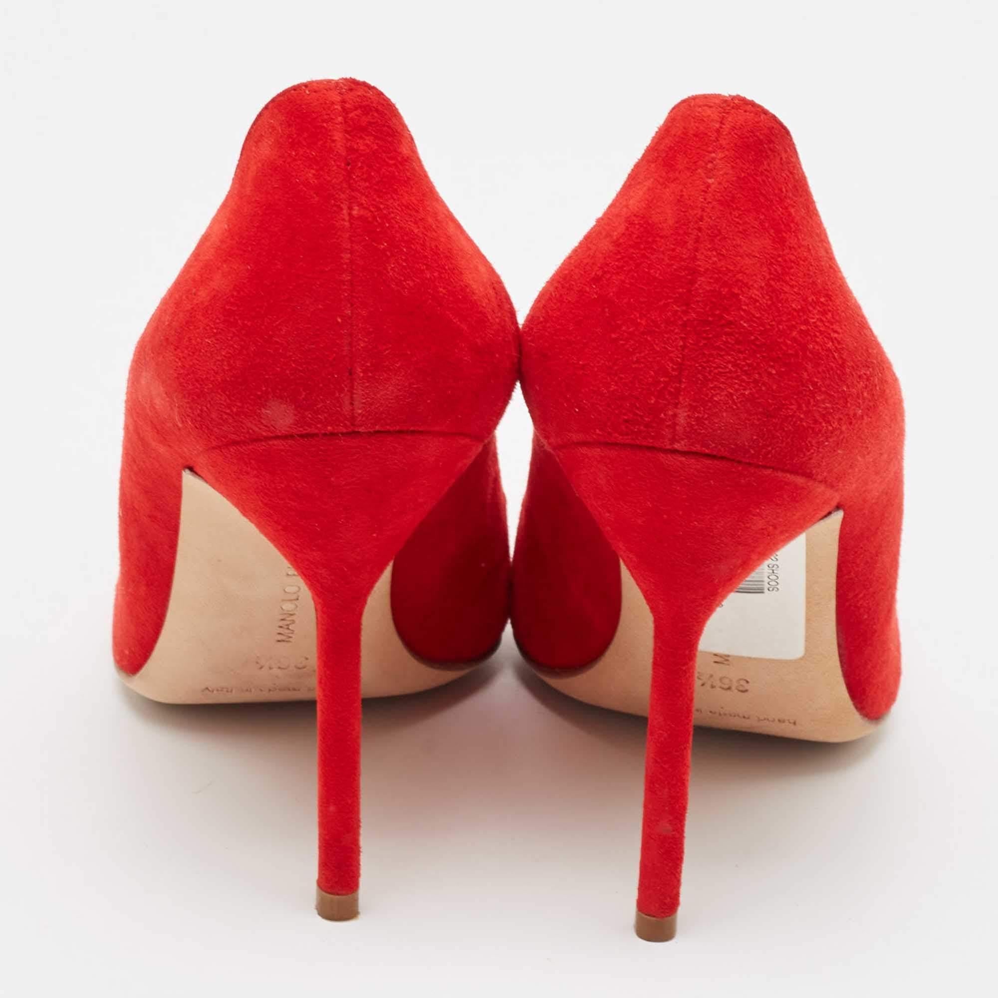 Manolo Blahnik Escarpins BB en daim rouge Taille 36.5 Pour femmes en vente