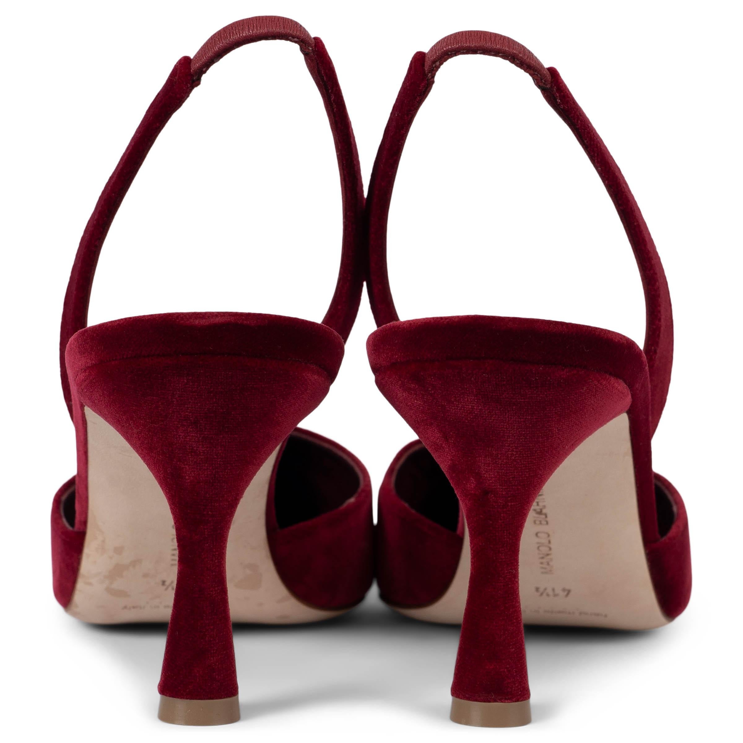 MANOLO BLAHNIK red velvet DOYASI 70 Slingbacks Pumps Shoes 41.5 In New Condition For Sale In Zürich, CH