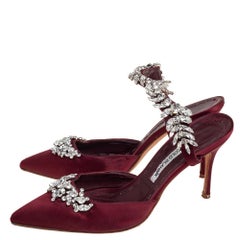 Manolo Blahnik Satin Lurum Crystal Embellished Pointed Toe Sandals Size 40