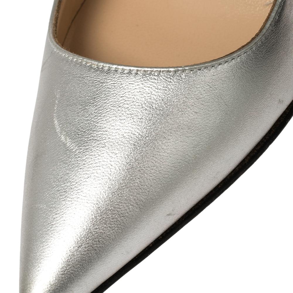Manolo Blahnik Silver/Black Leather Osmana Pointed Toe Pumps Size 35.5 In Good Condition In Dubai, Al Qouz 2