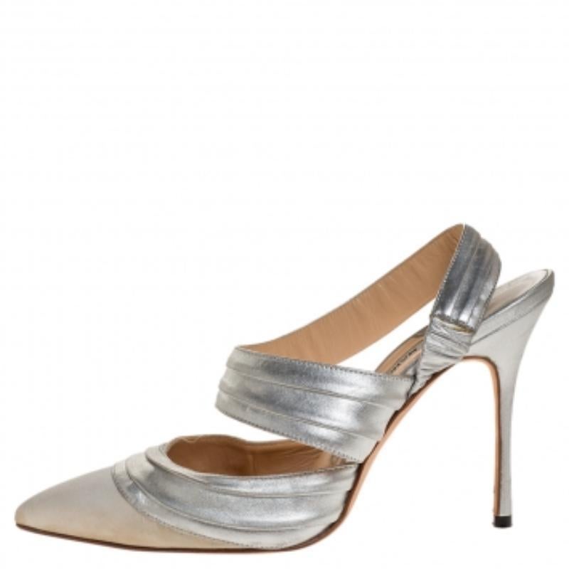 Manolo Blahnik Pumps in pelle argentata e grosgrain grigio Alla Taglia 37 4