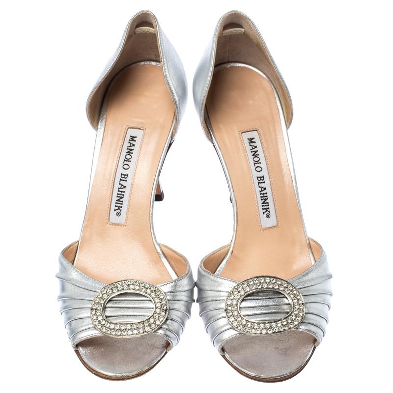 Manolo Blahnik Sandalias plateadas con adornos de cristal Sedaraby talla 35.5 Plata en venta
