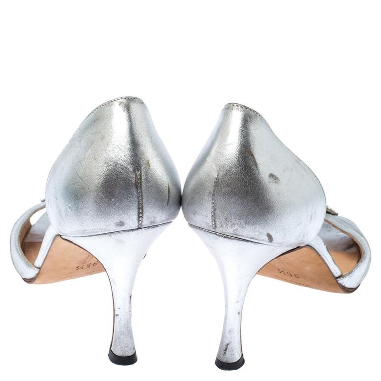 manolo blahnik silver flats