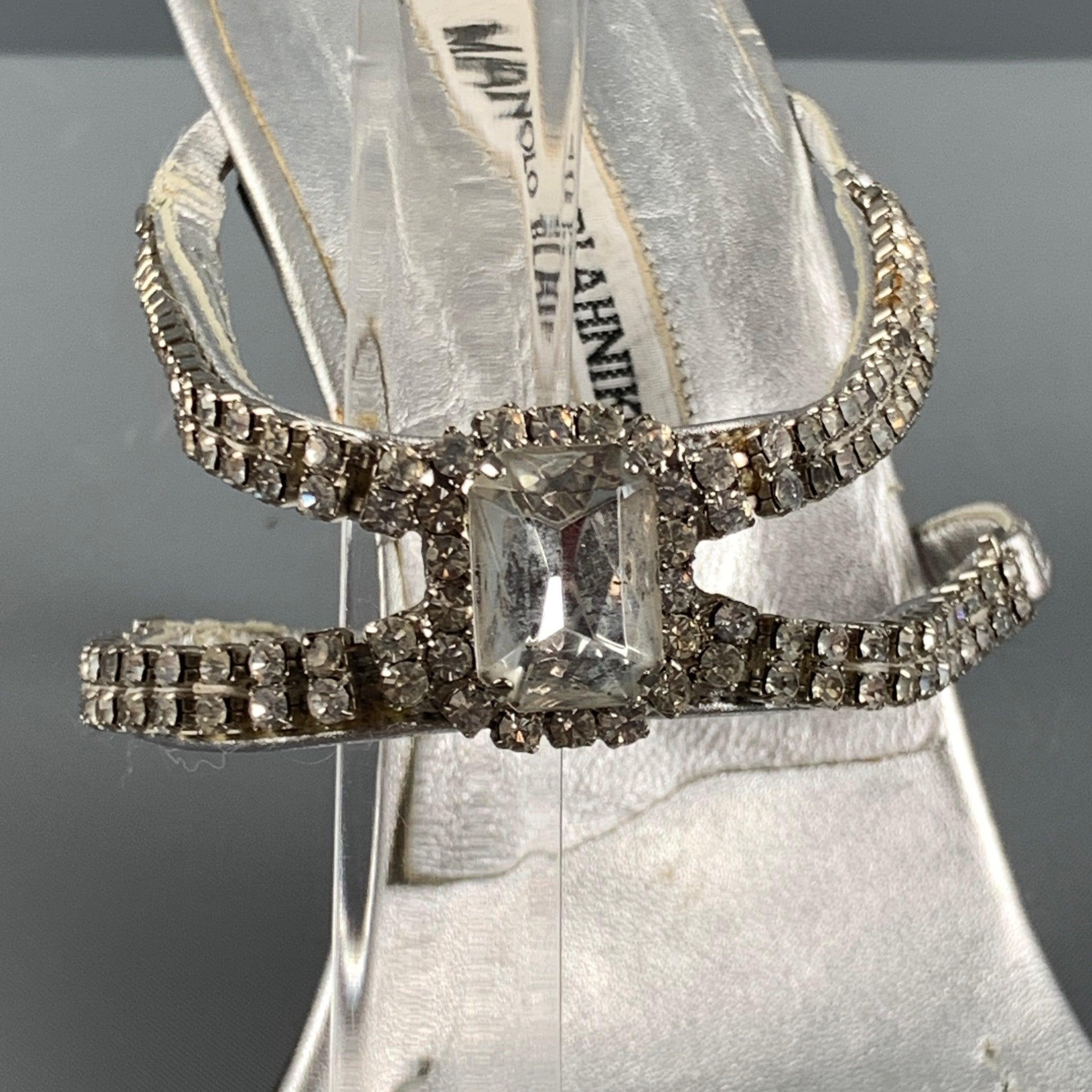 MANOLO BLAHNIK Size 10.5 Silver Leather Strappy Sandals For Sale 5