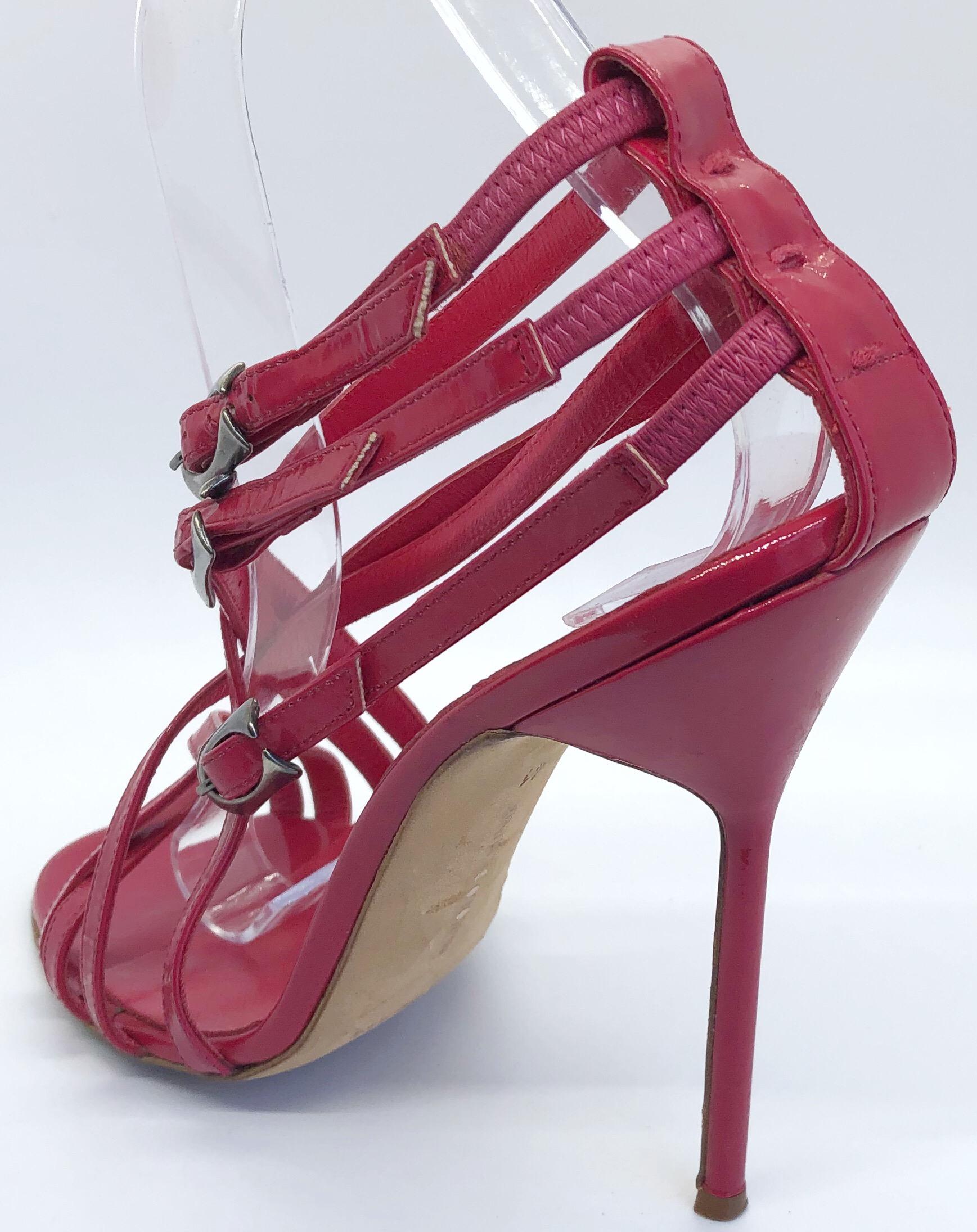 Manolo Blahnik Size 41 / 11 Raspberry Pink Patent Leather Strappy High Heels  For Sale 3