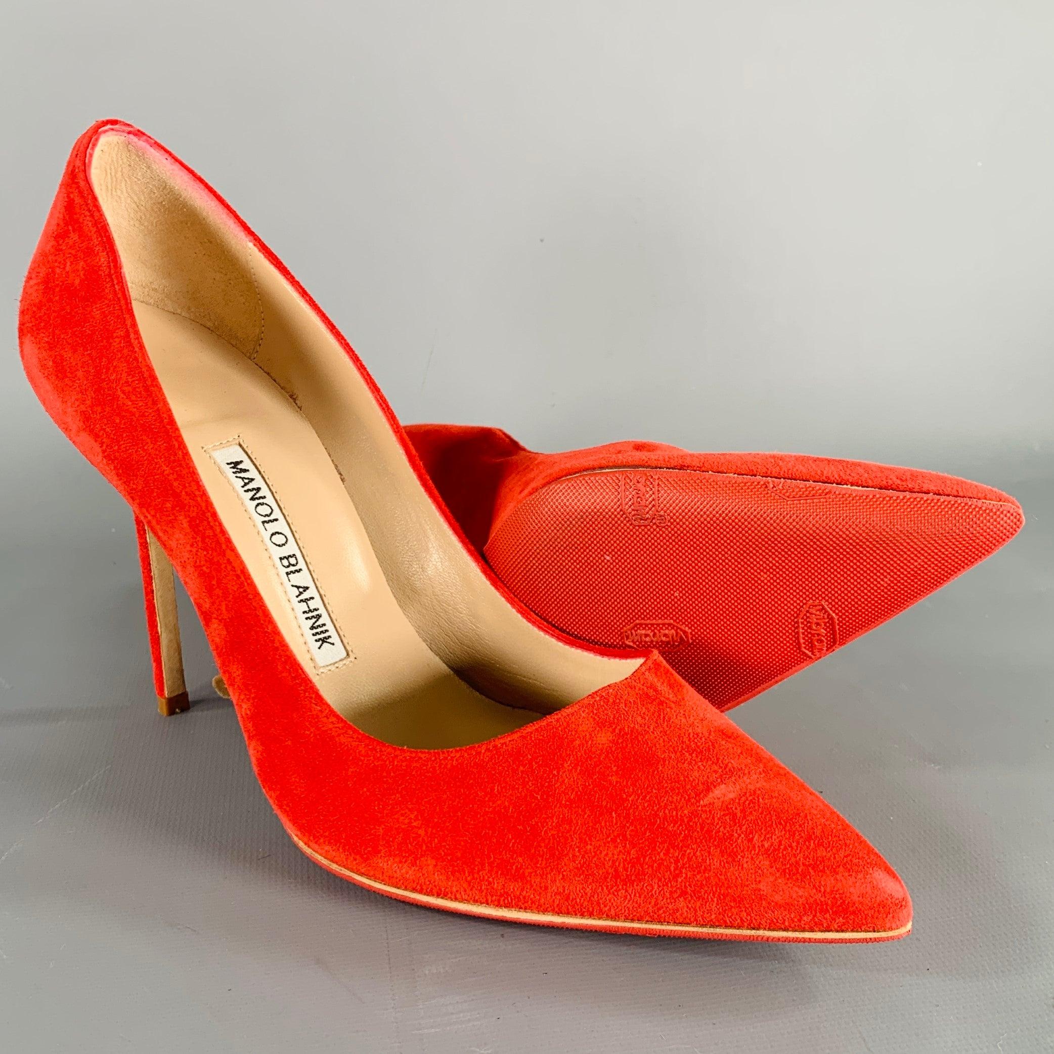 MANOLO BLAHNIK Bombas con punta de ante rojo talla 6,5 Rojo